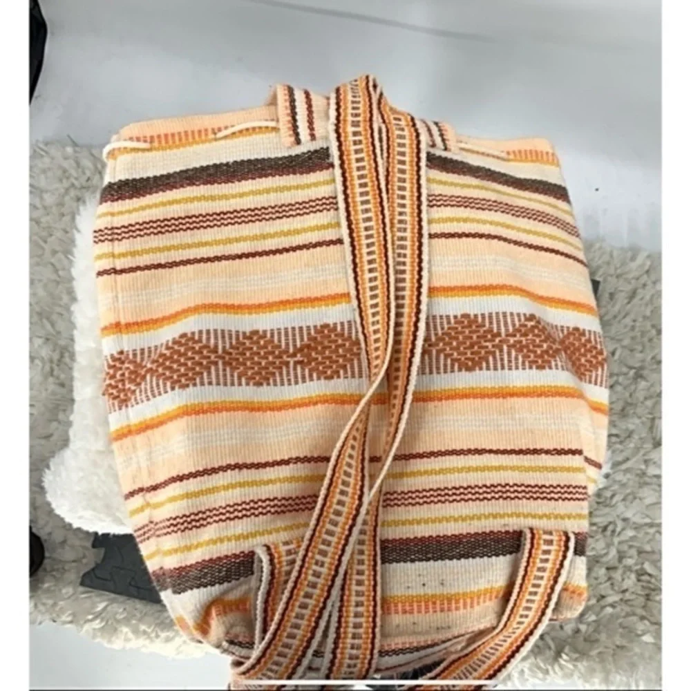 Artesanias mr PINZON Aztec print backpack